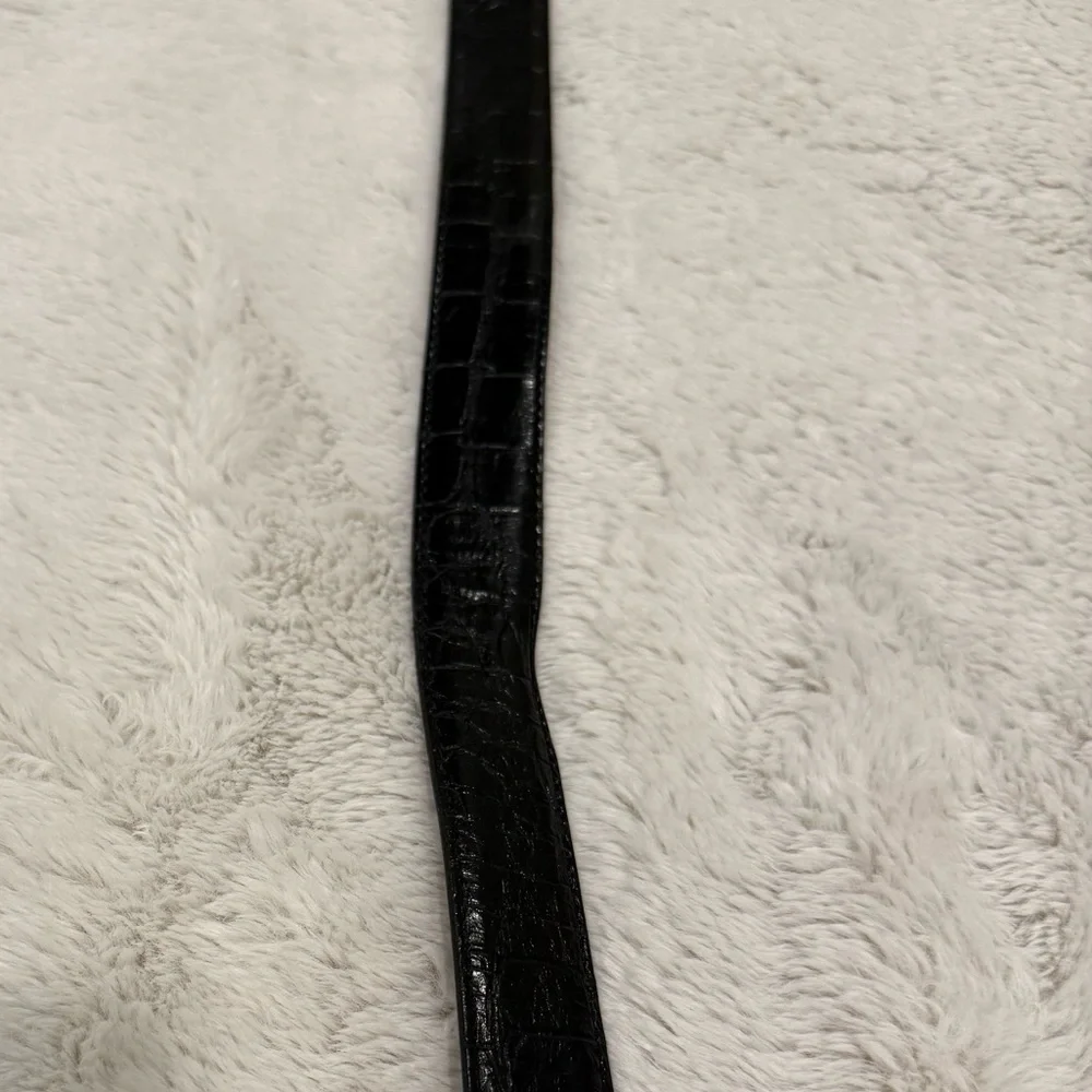 **Lejon Brown Leather Belt – Size 46 – Alligator Grain Embossed Steerhide**